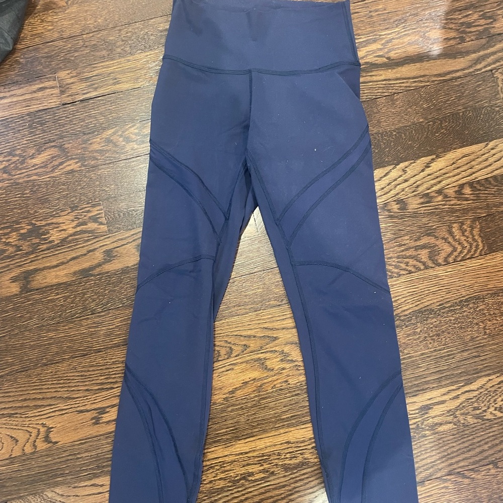 Lululemon Navy Blue Cropped Leggings w/ lace detailing
